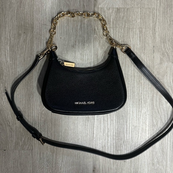 Michael Kors CORA MINI Zip Pouchette Shoulder Crossbody Leather Bag Black - Picture 3 of 6